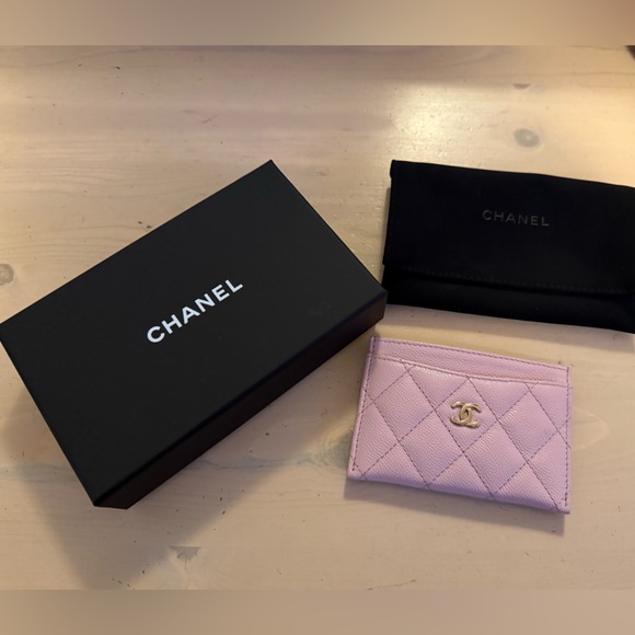 Chanel Light Pink Quilted Card Holder . 100% authentic - Picture 1 of 7